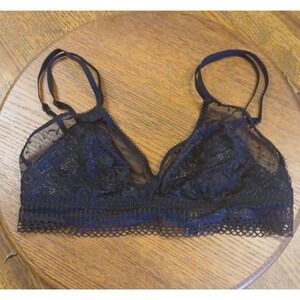 VS Victoria's Secret Bralette Women's size Large double strapped wireless lace